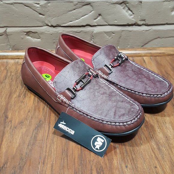 Nwt, Mecca Loafers, size 9.5, color wine. - Picture 2 of 6